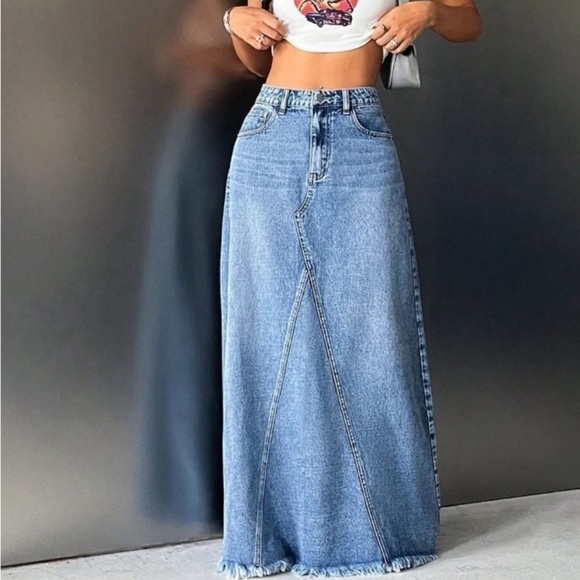 Boho blue denim high waisted maxi skirt - Picture 3 of 6